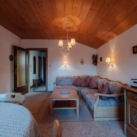 Haus Annelies 1 By Monicare